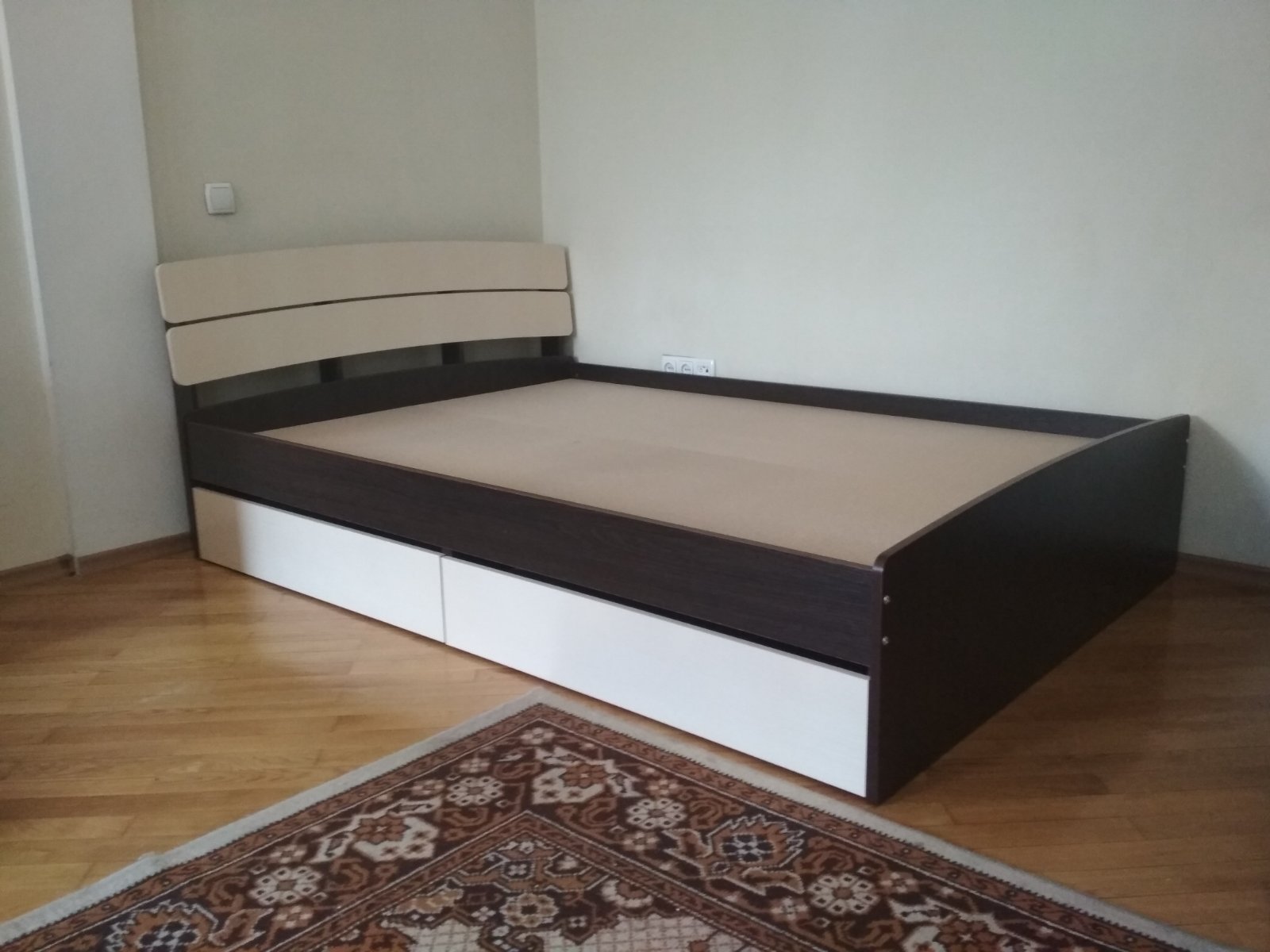 Двуспальные кровати в Одессе